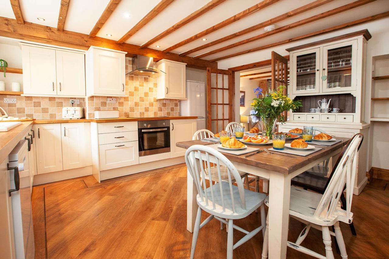 Farndale Cottage Whitby Eksteriør bilde